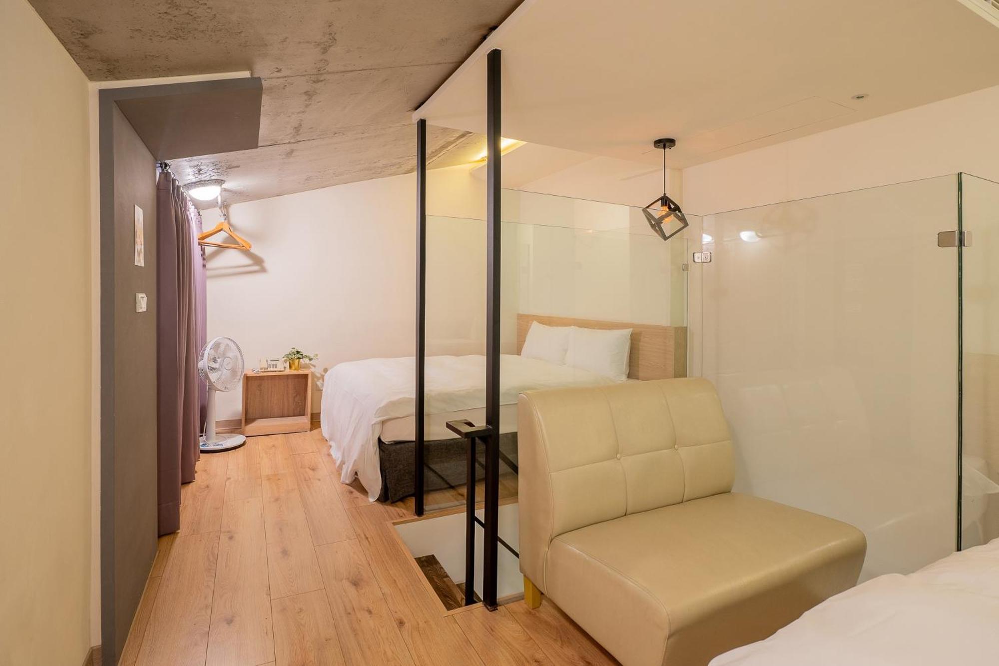 Check Inn Express Taichung Yizhong Eksteriør bilde
