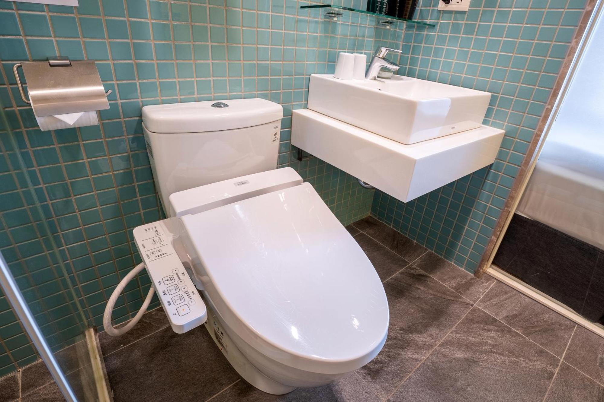 Check Inn Express Taichung Yizhong Eksteriør bilde